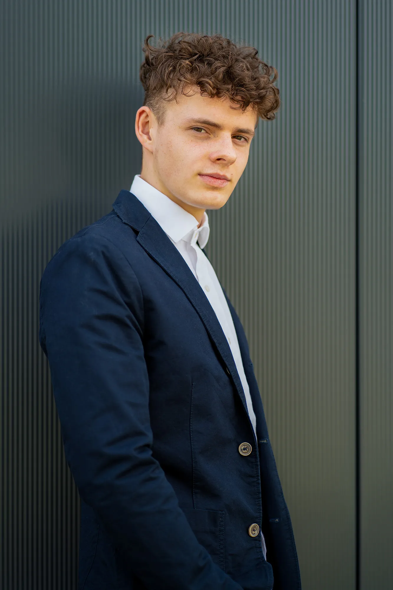 Klassisches Portrait - Fine-Art Portrait eines jungen Mannes